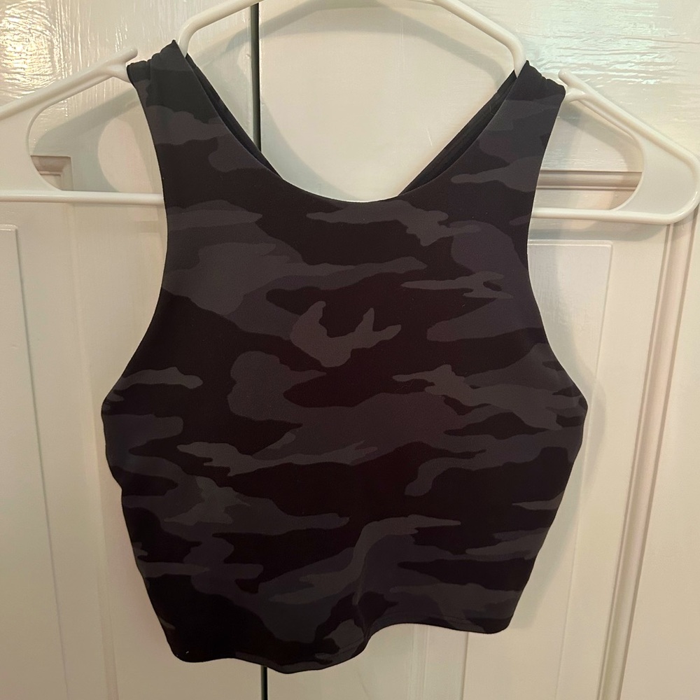 Athleta Black Camo Women’s Cropped Tank